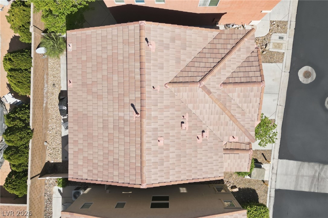 9553 Dawning Heat Street