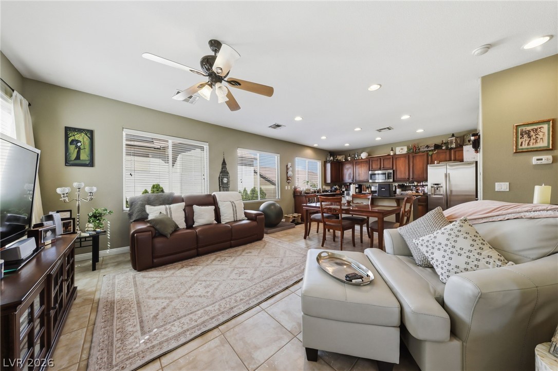 9553 Dawning Heat Street