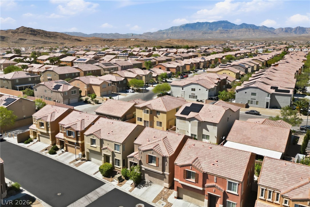 9553 Dawning Heat Street