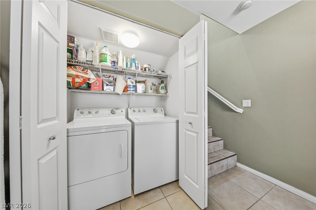 9553 Dawning Heat Street