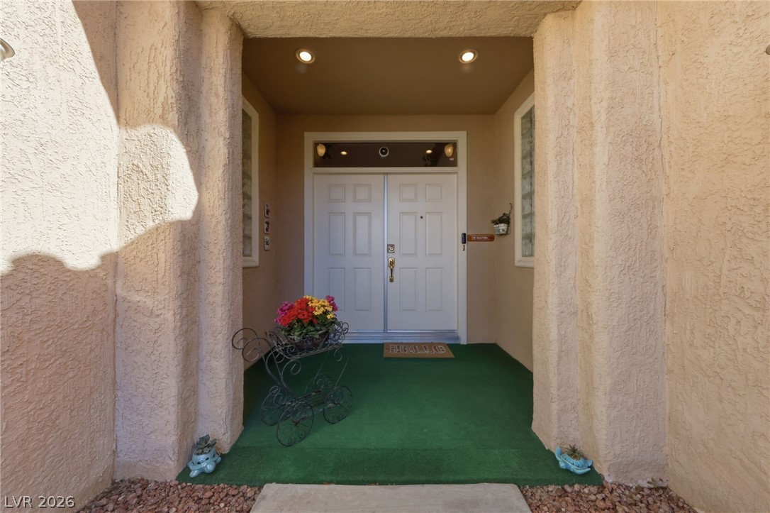 11024 Glacier View Avenue