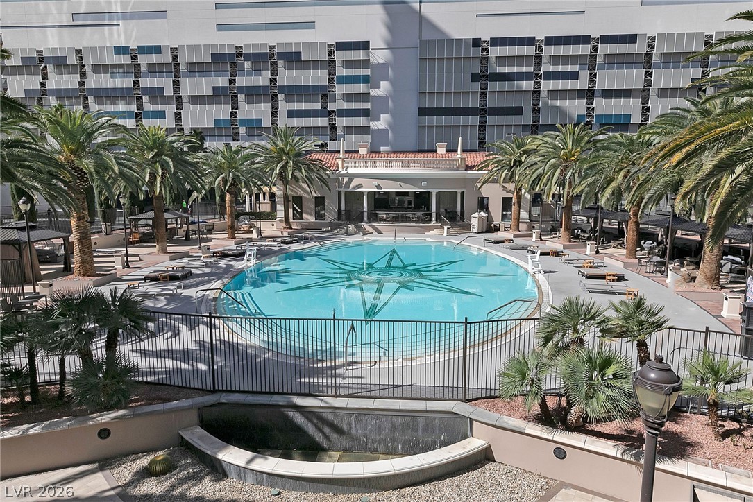 2747 Paradise Road 1205
