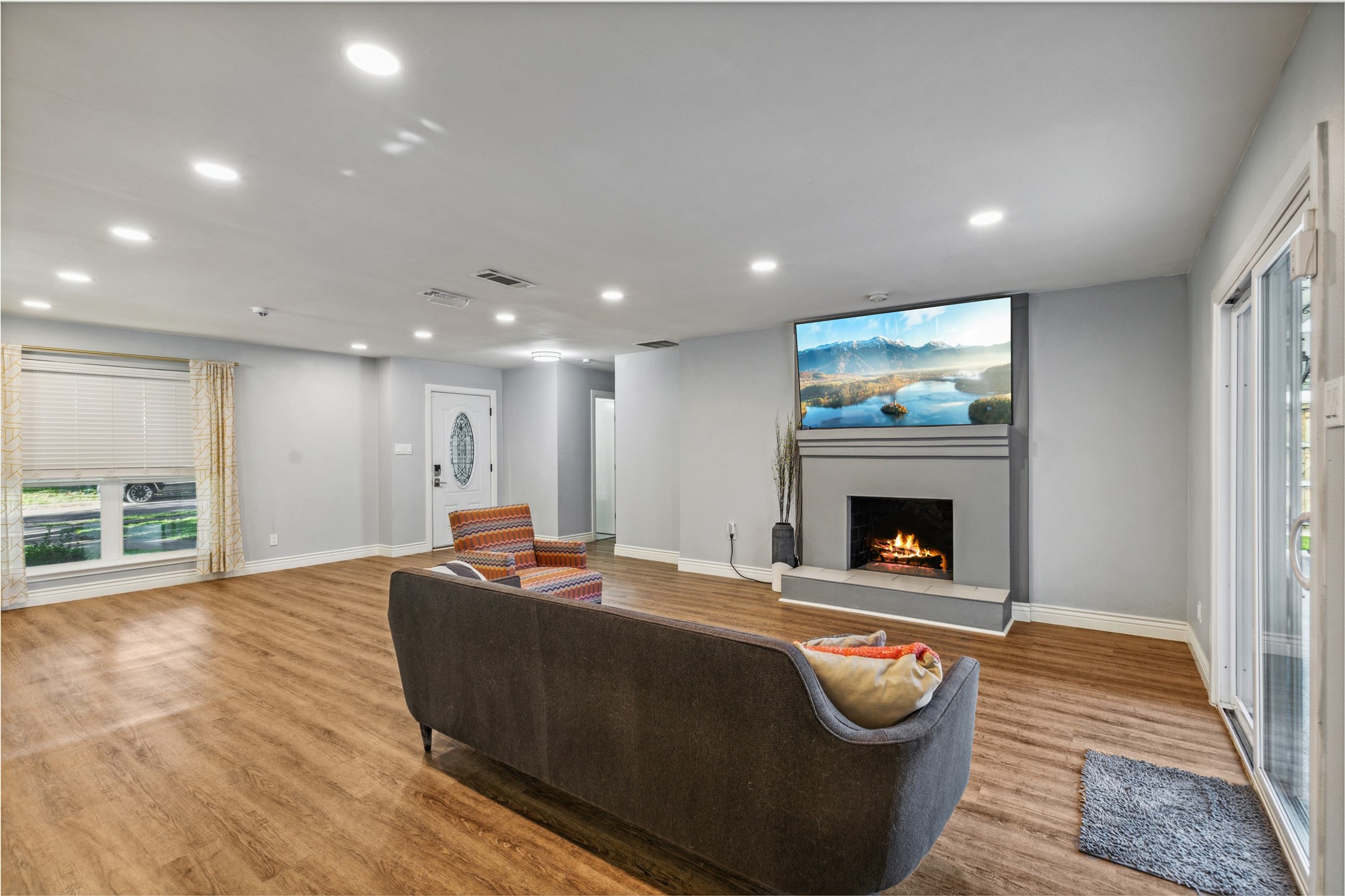 8448 Bellingham Drive