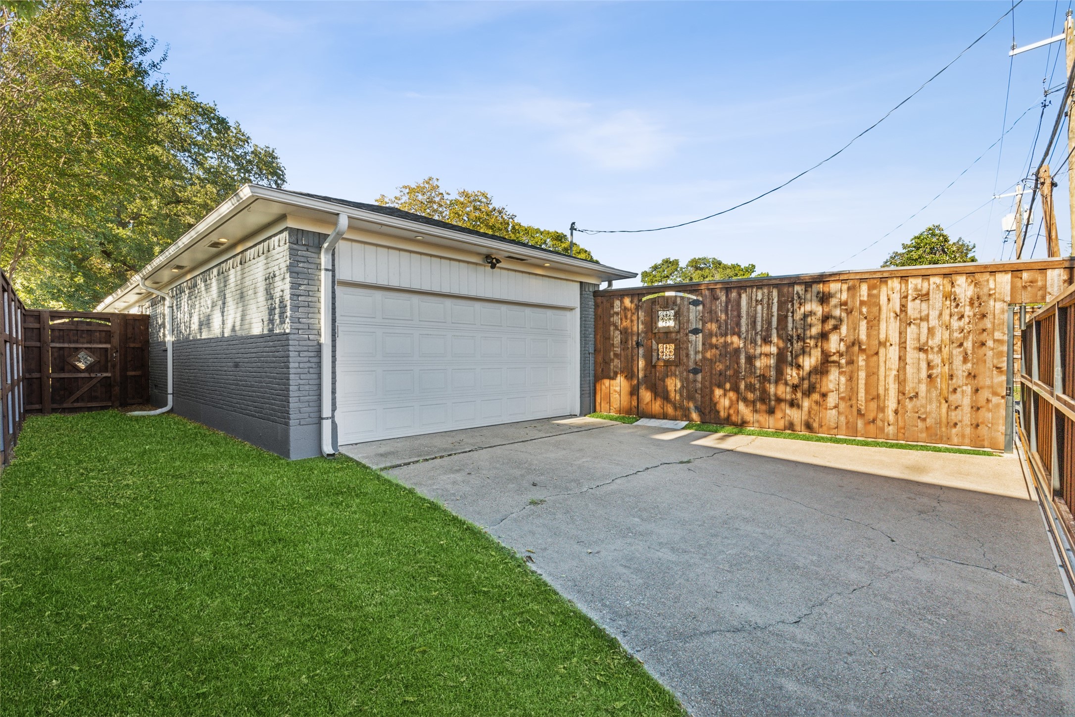 8448 Bellingham Drive