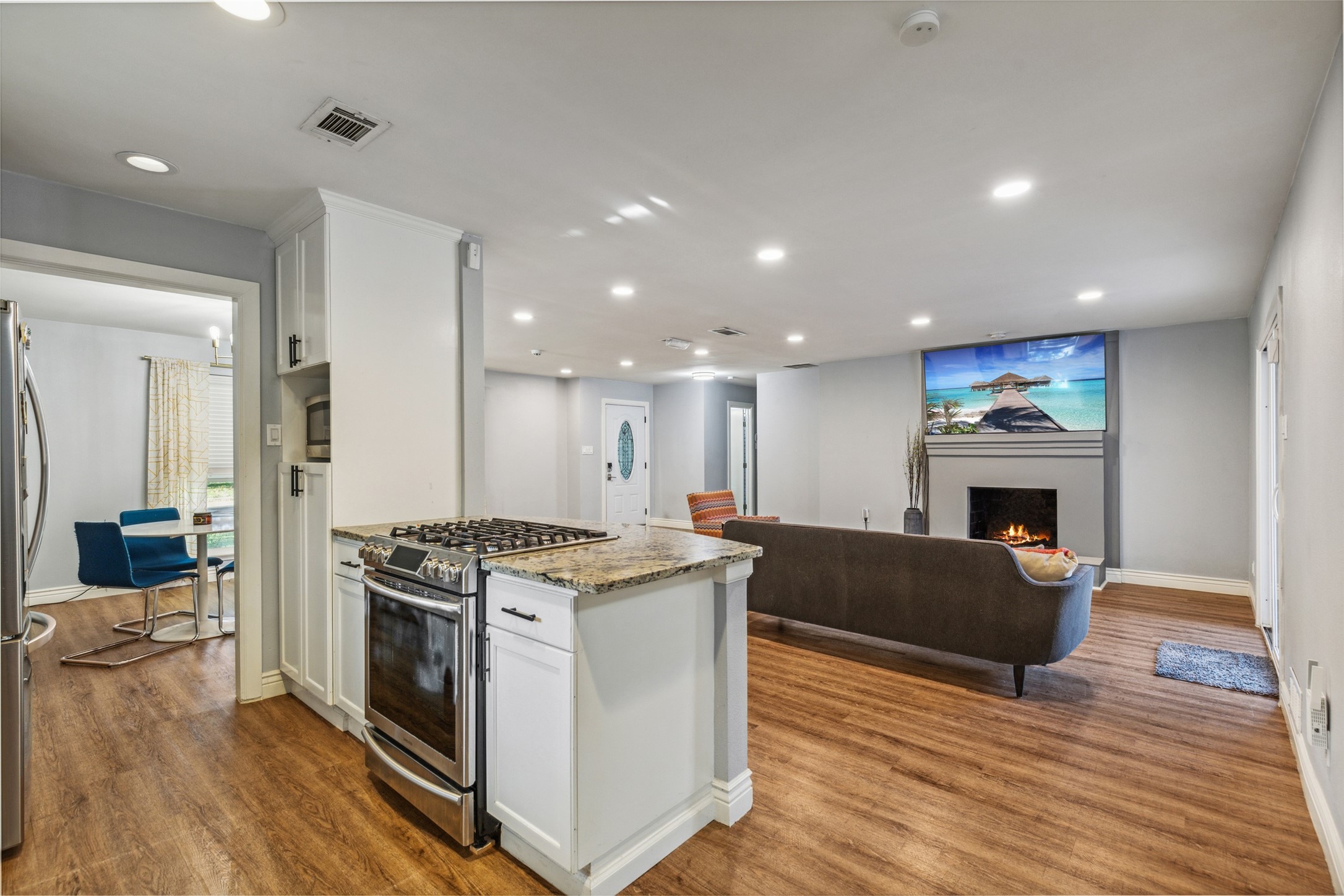 8448 Bellingham Drive
