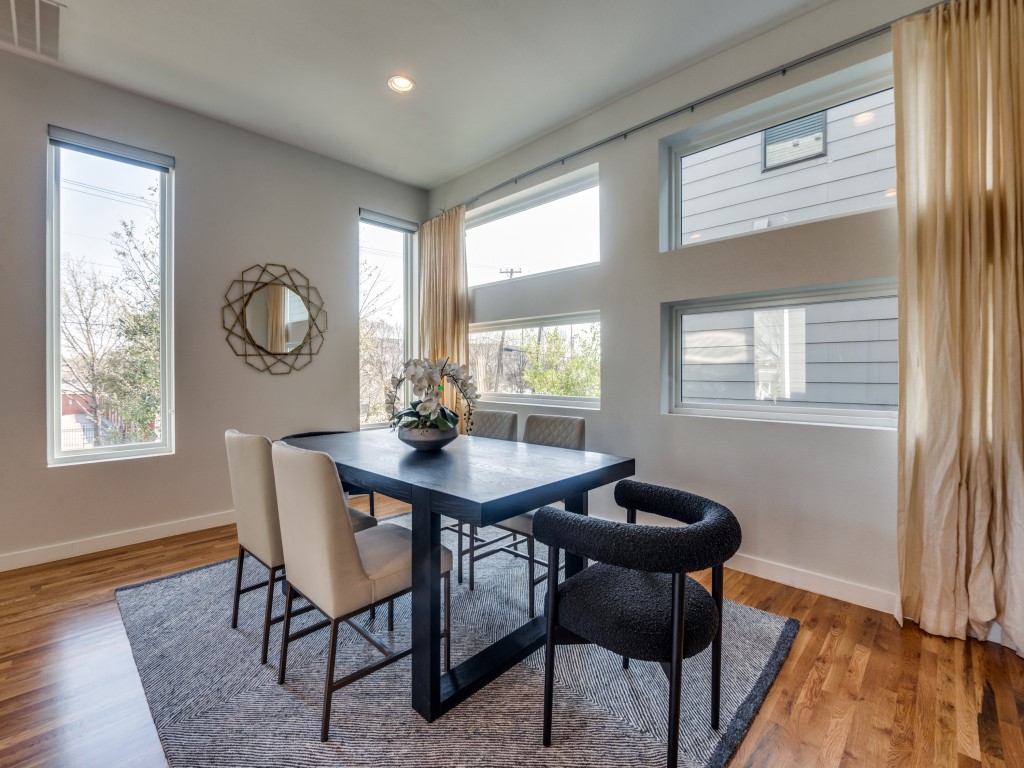 4976 Jack Court