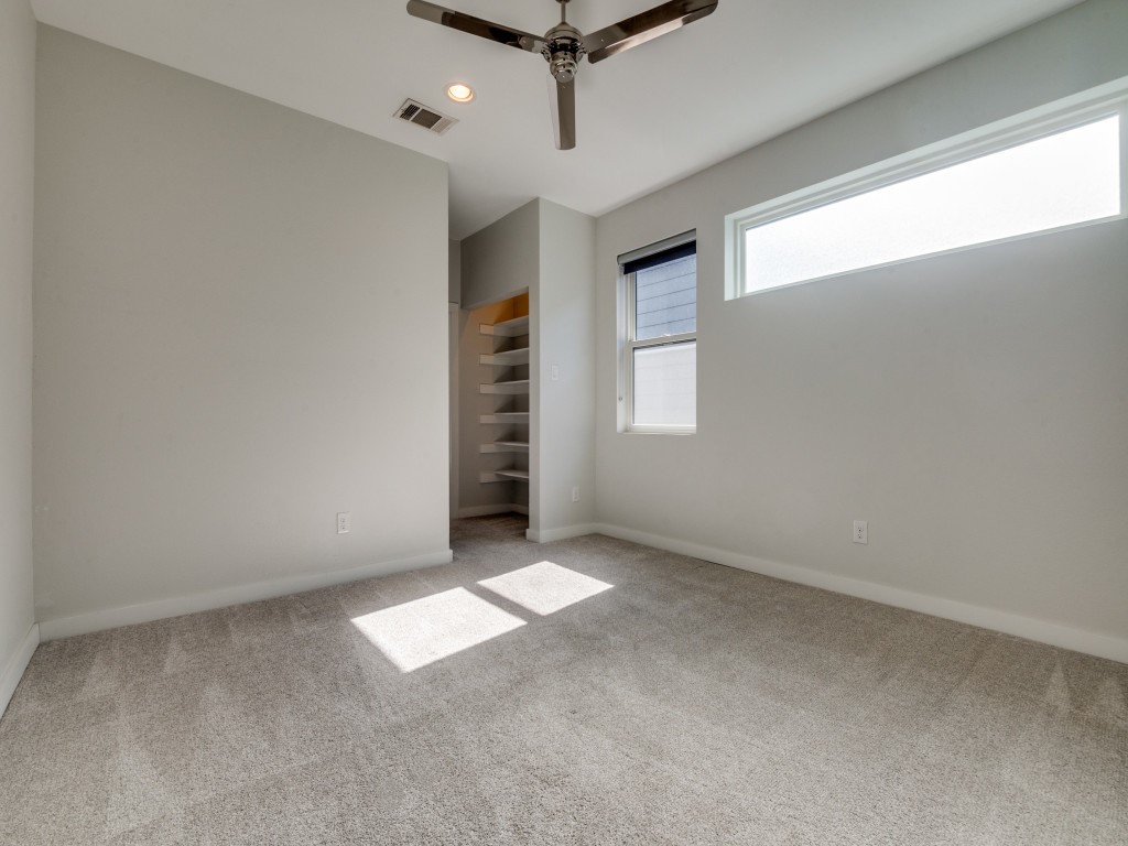 4976 Jack Court