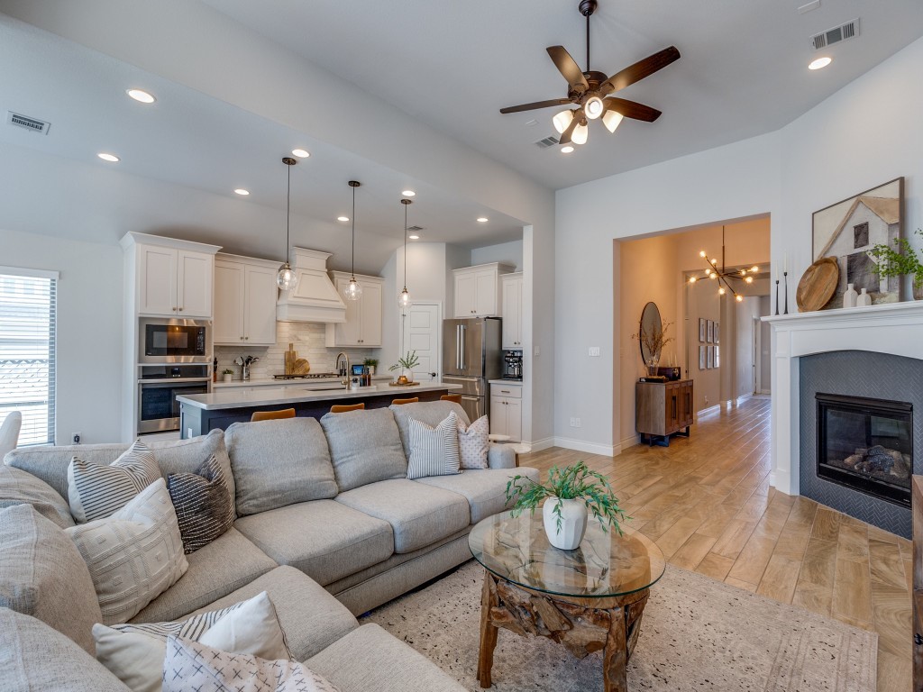 2453 Lazy Dog Lane