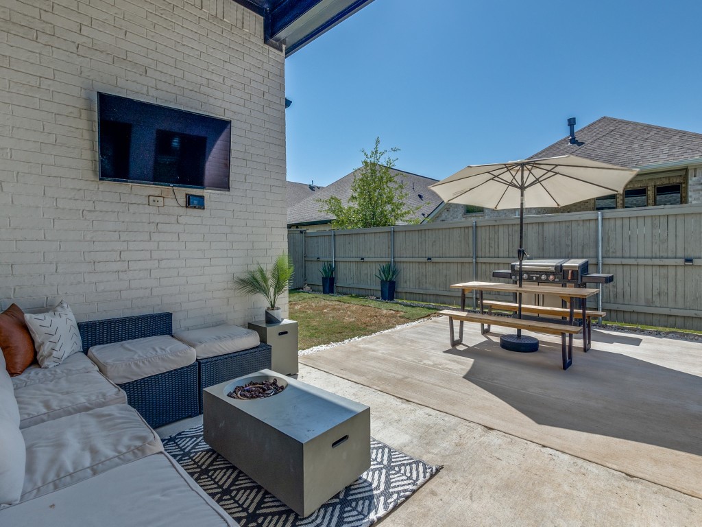 2453 Lazy Dog Lane