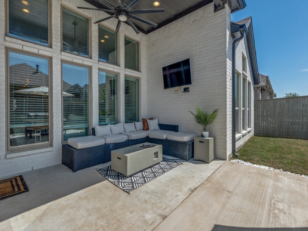 2453 Lazy Dog Lane