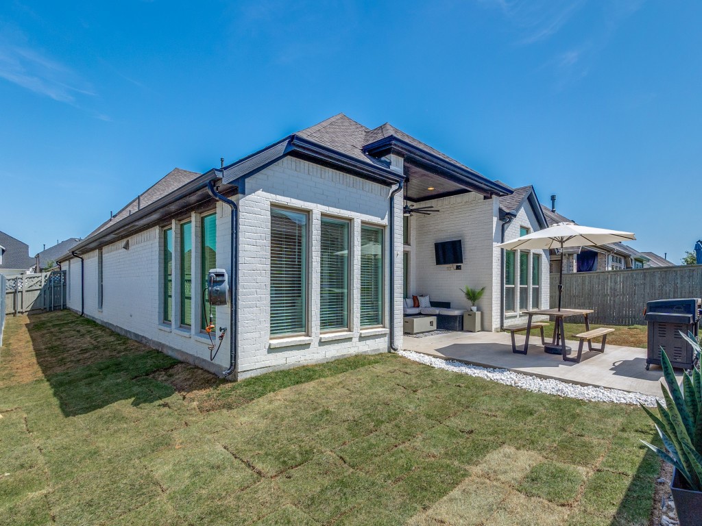 2453 Lazy Dog Lane