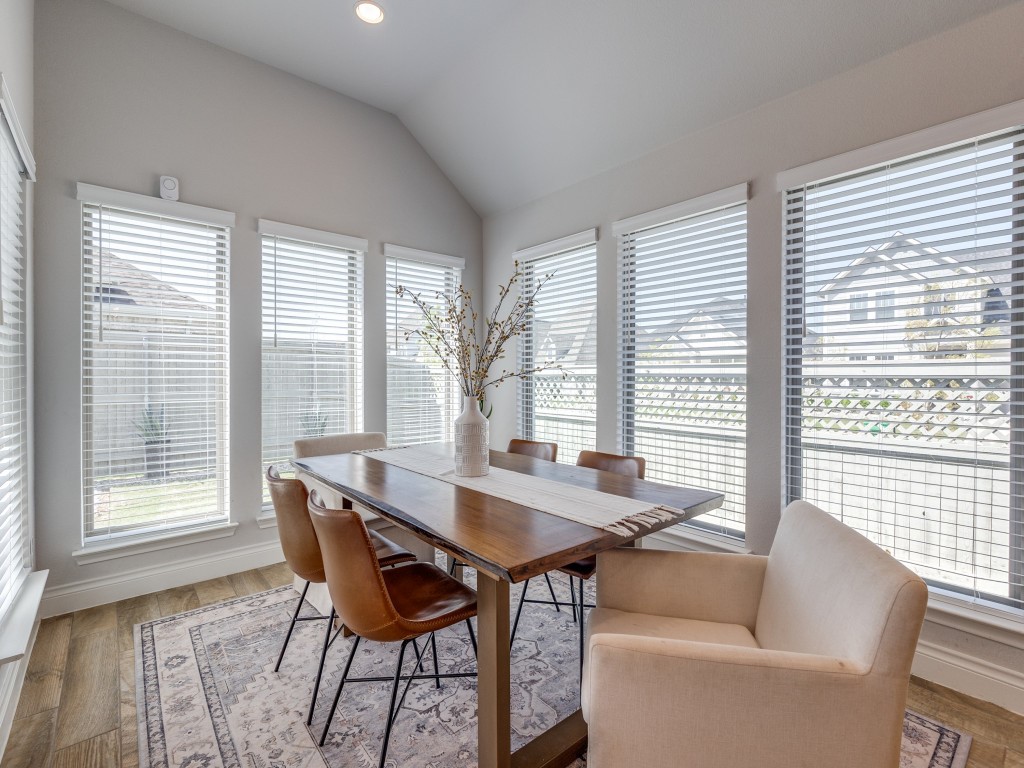 2453 Lazy Dog Lane