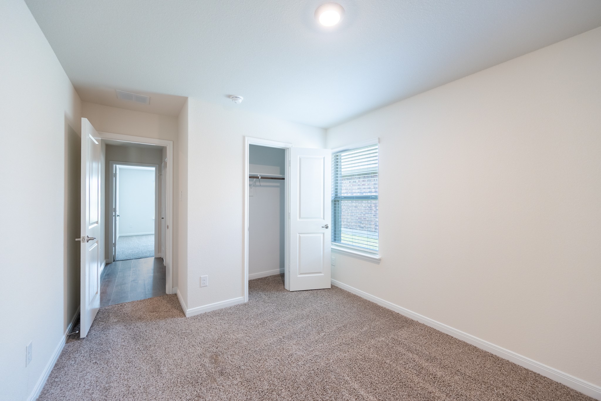 1609 Grand Villa Street