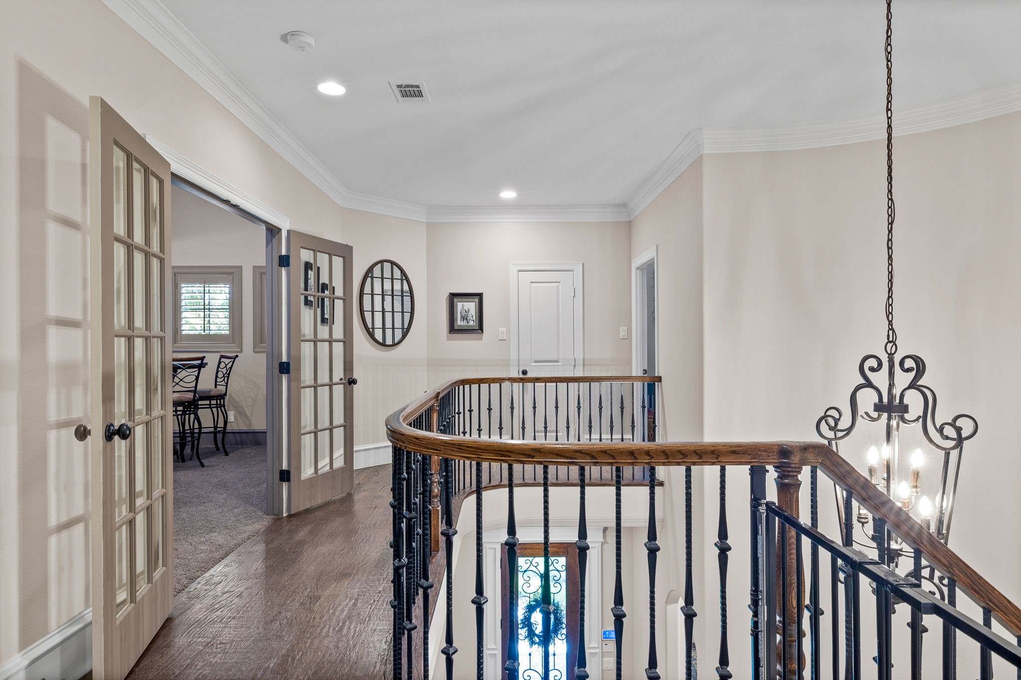6301 Lakeshore Drive