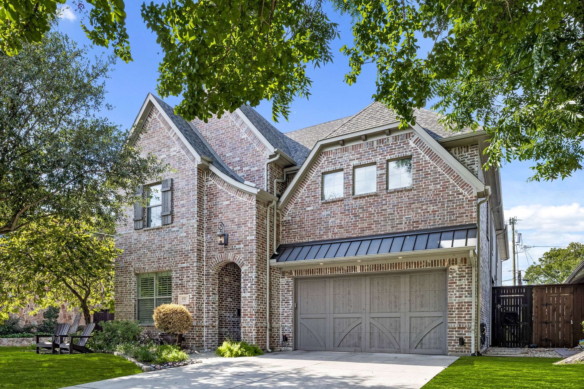 6301 Lakeshore Drive