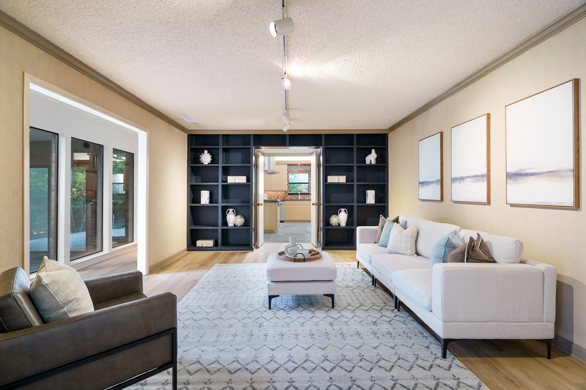 7608 Royal Place