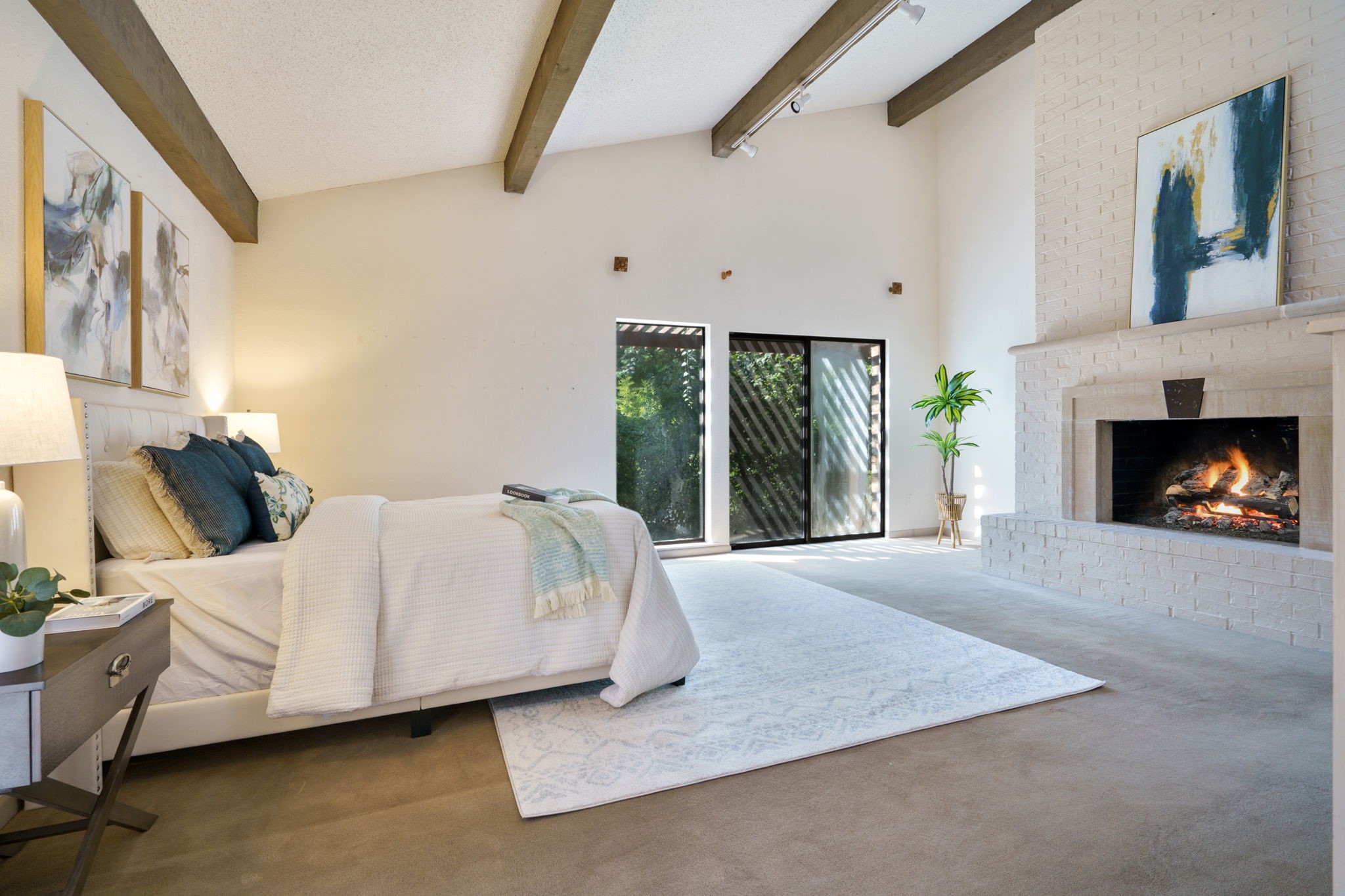 7608 Royal Place