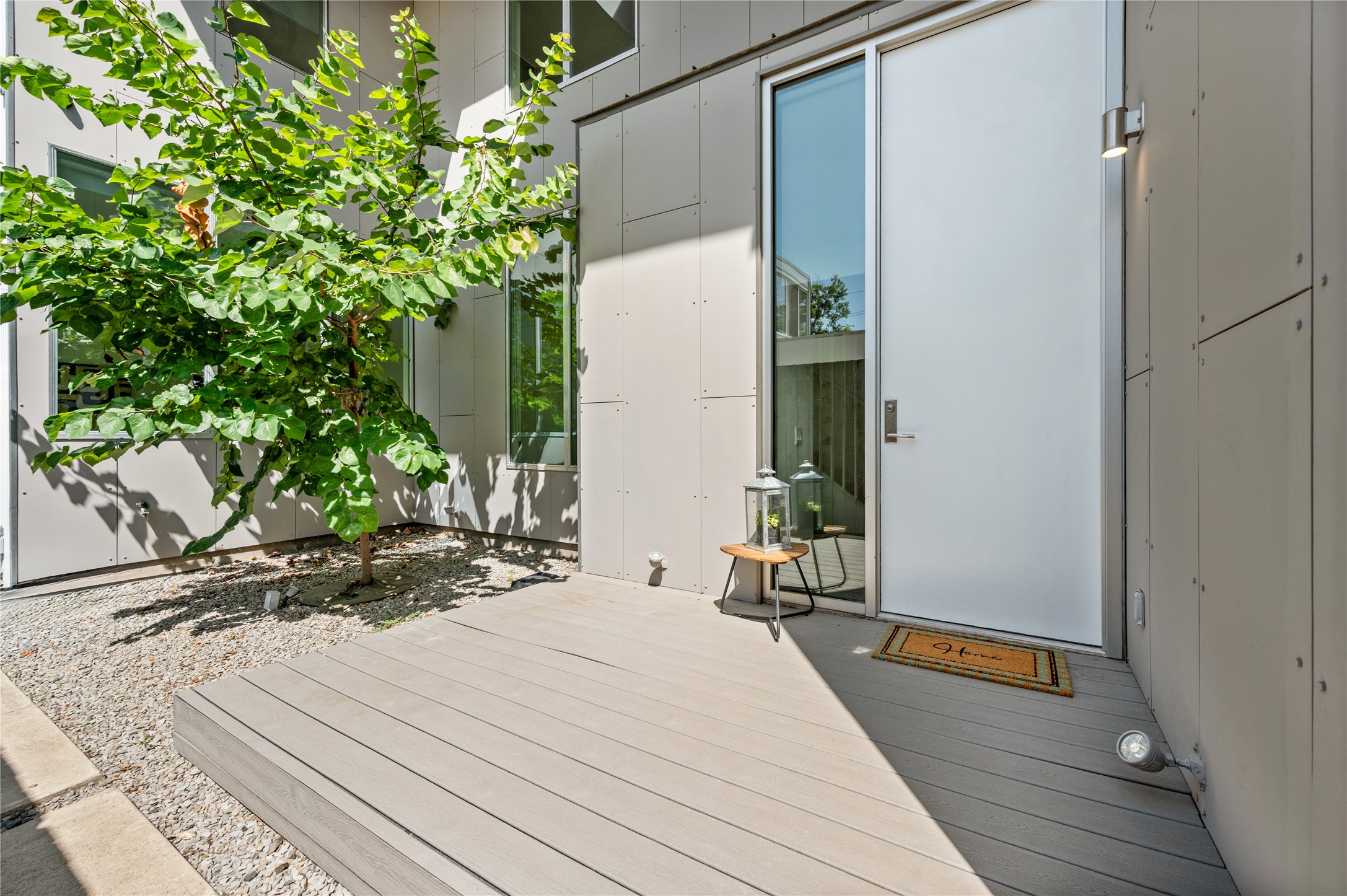 2304 Annex Avenue
