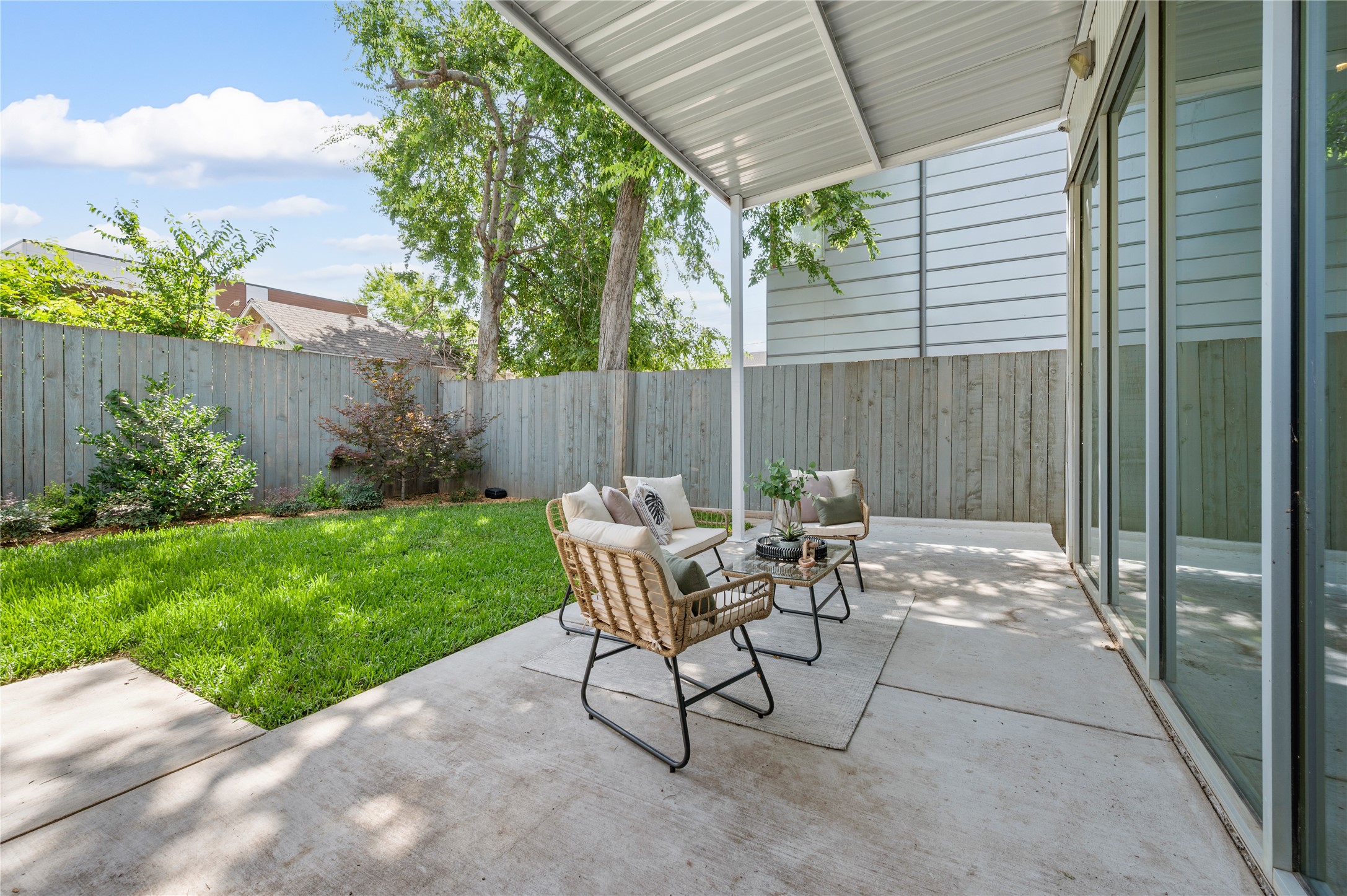 2304 Annex Avenue