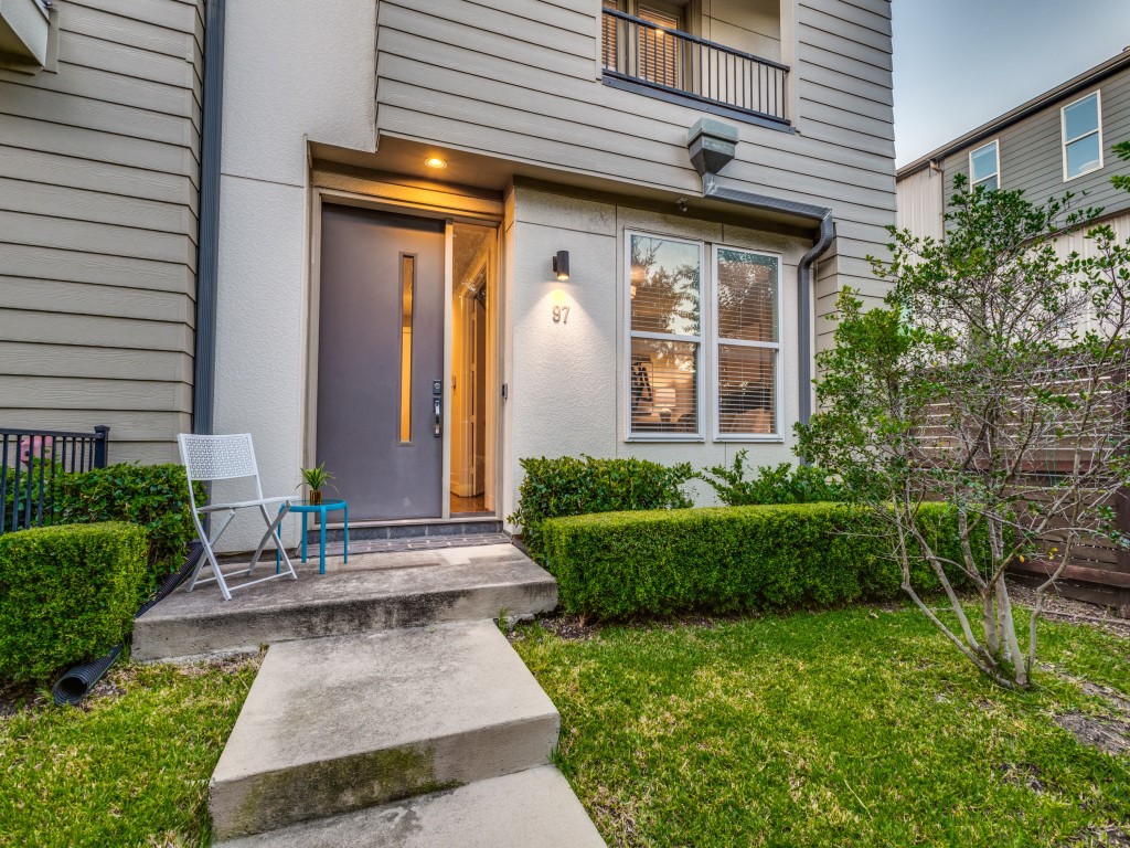 4211 Rawlins Street 97
