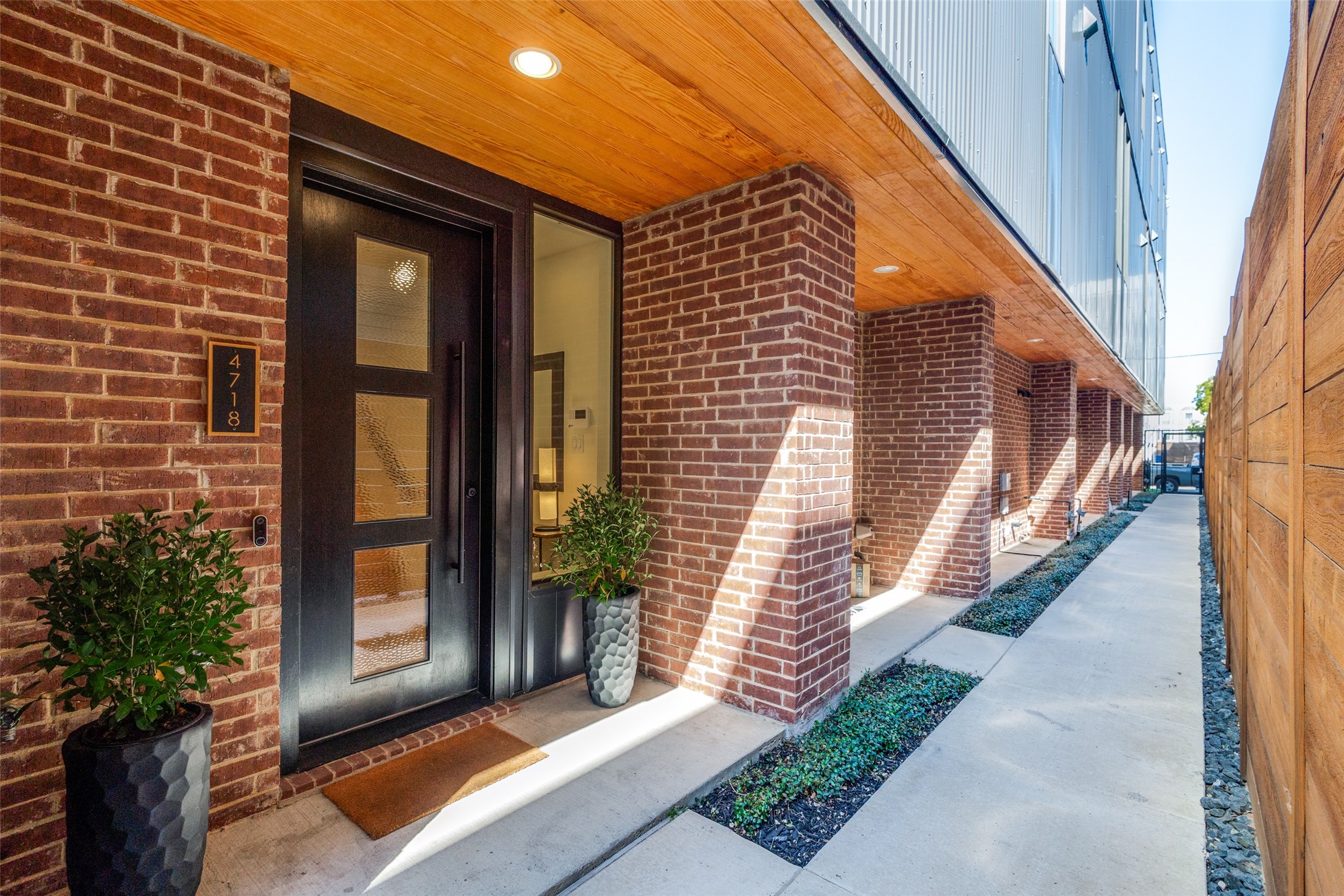 4718 Pacer Court