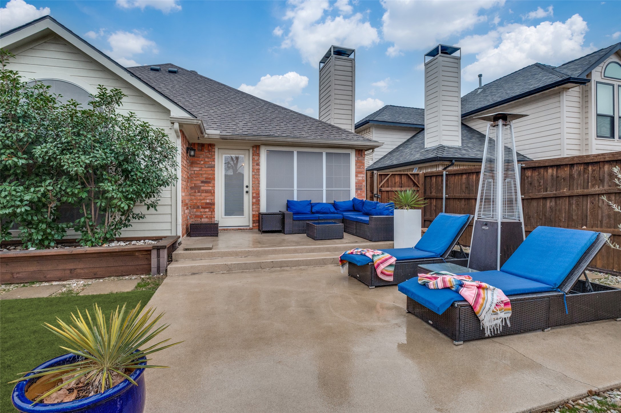 3810 Antioch Circle