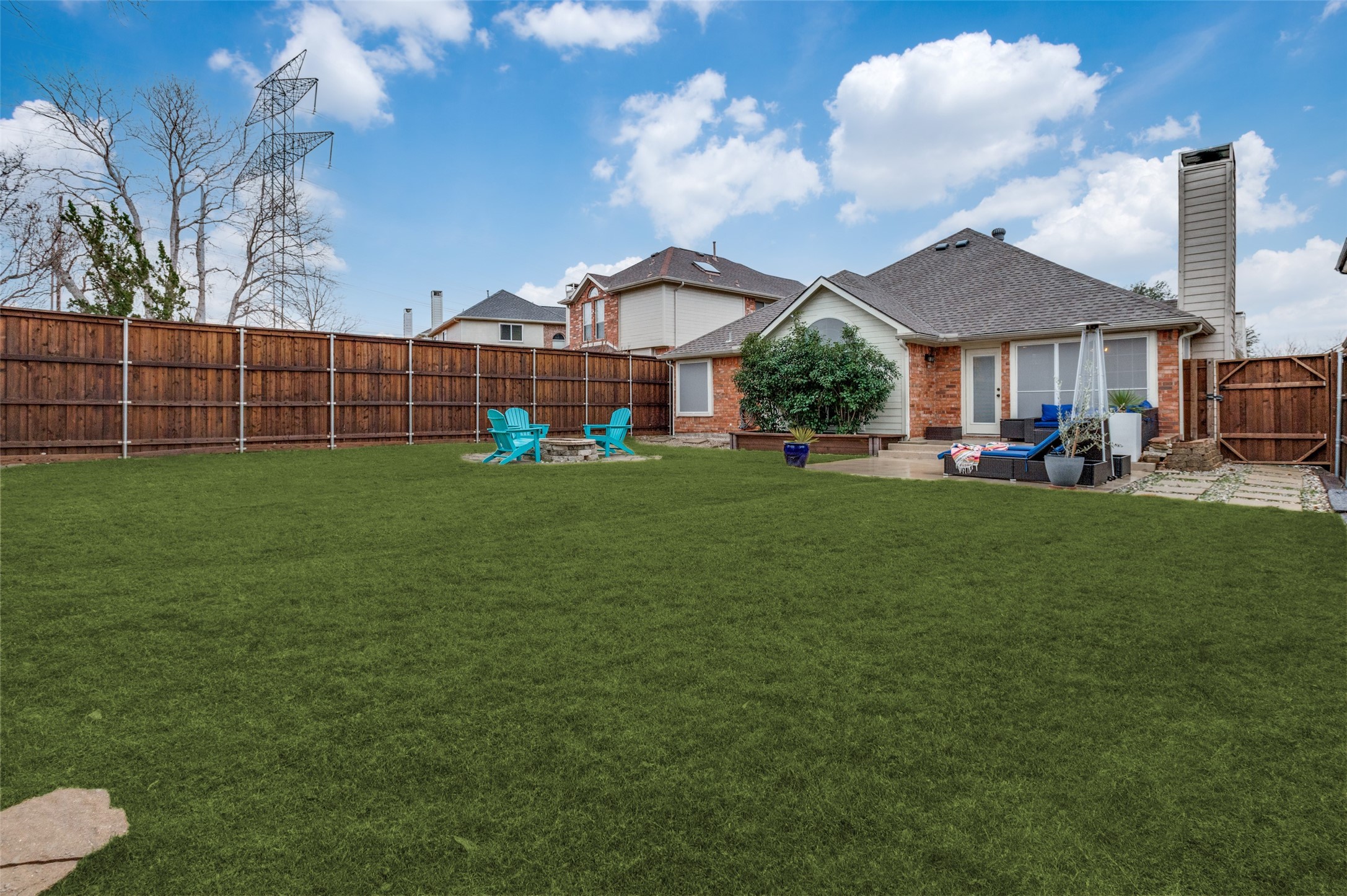 3810 Antioch Circle