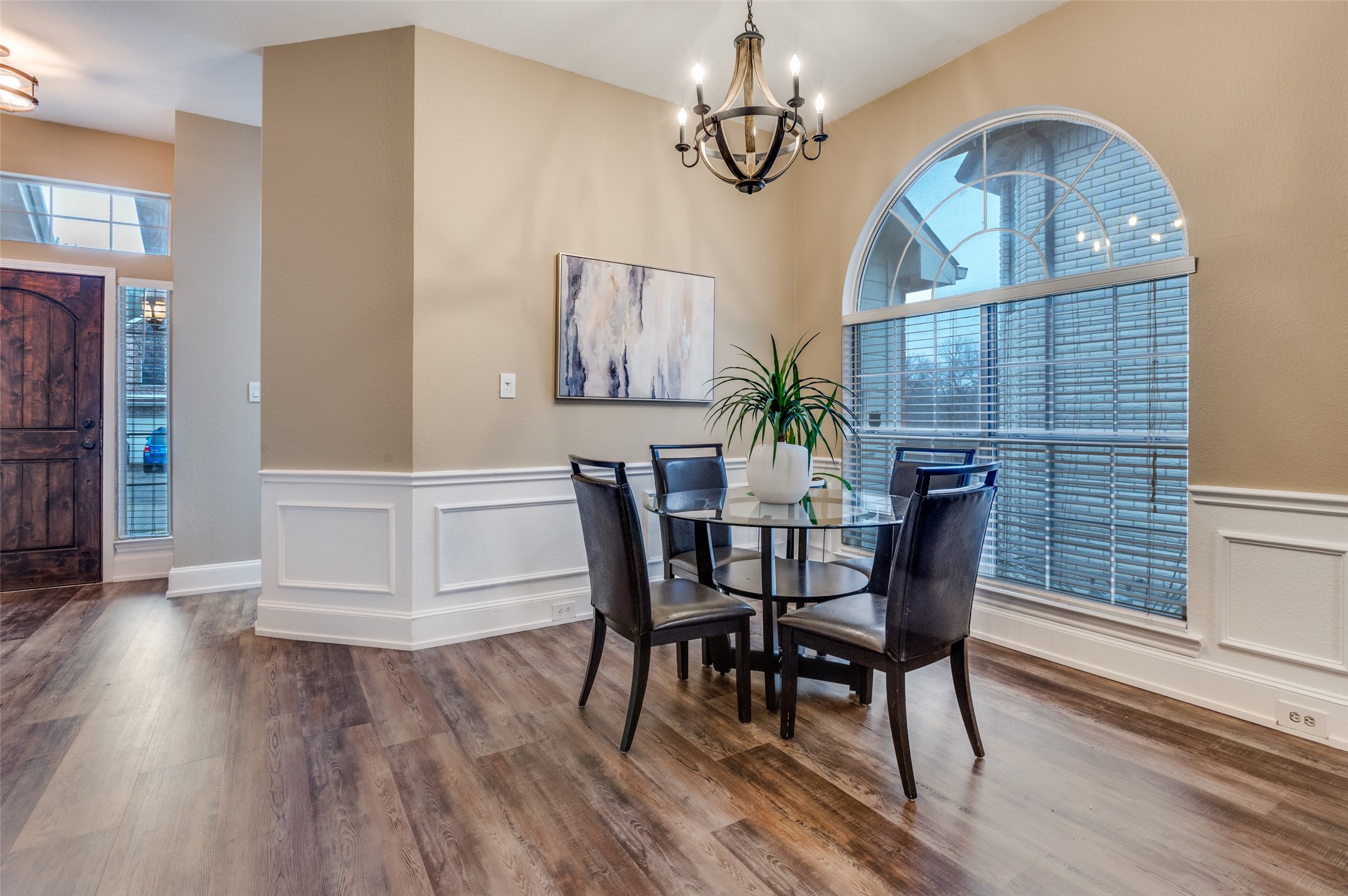 3810 Antioch Circle