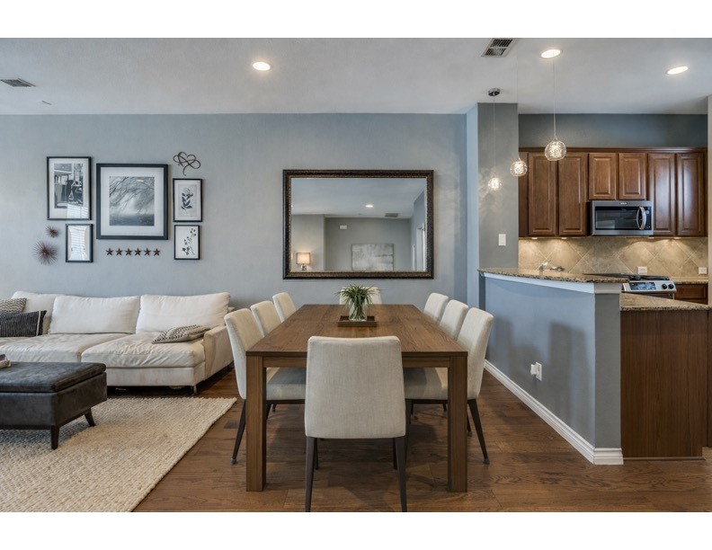 5017 Parkview 122
