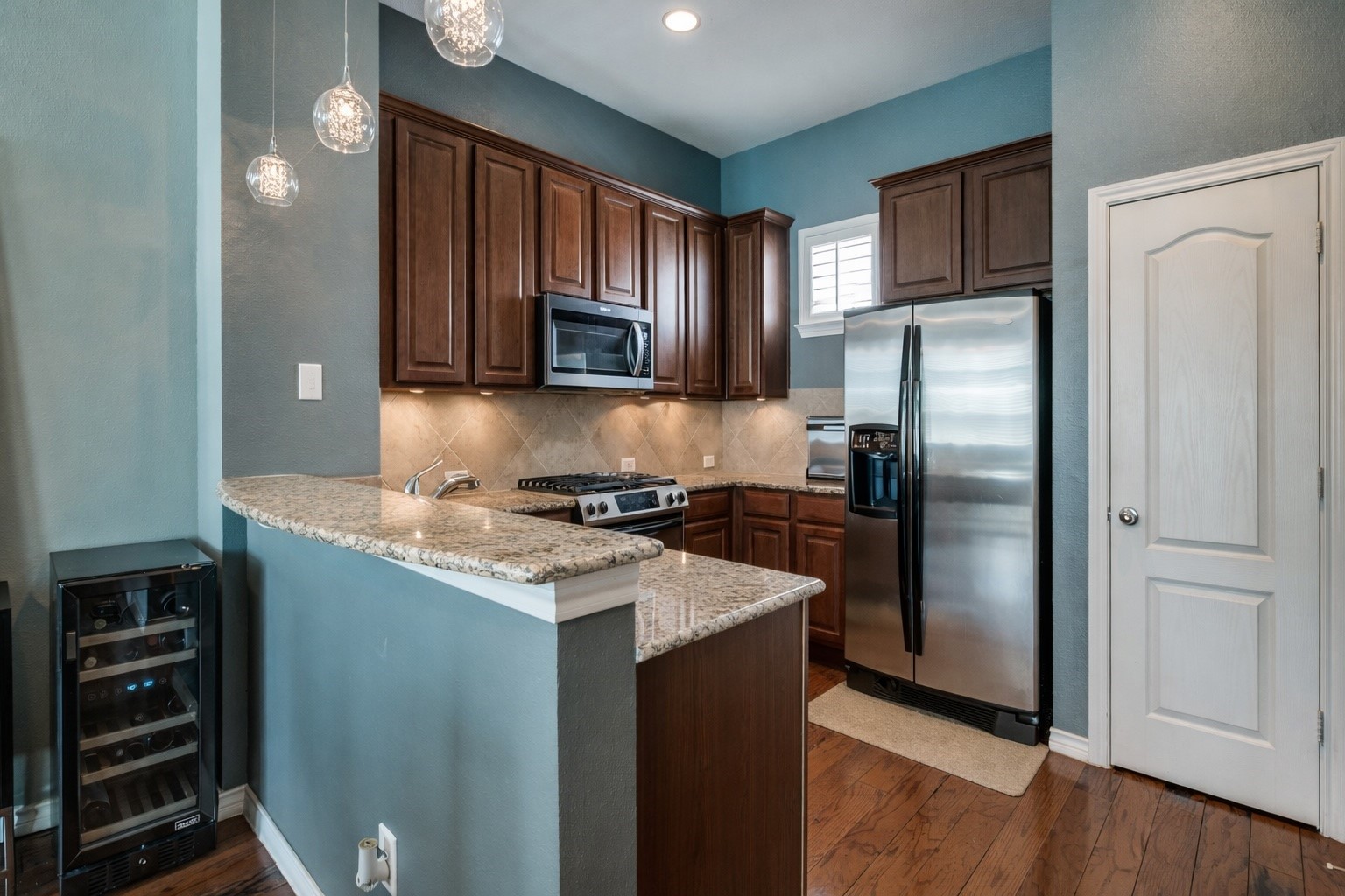5017 Parkview 122
