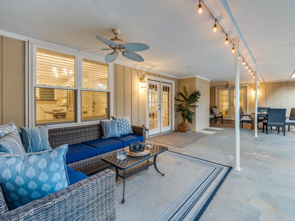 3824 Waldorf Circle