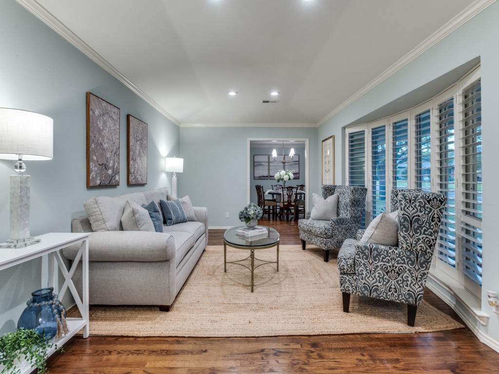 3824 Waldorf Circle
