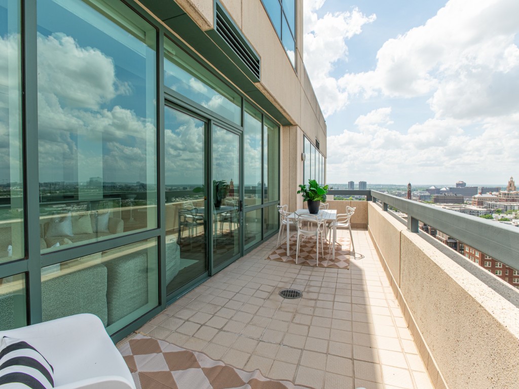 3111 Welborn Street 1306