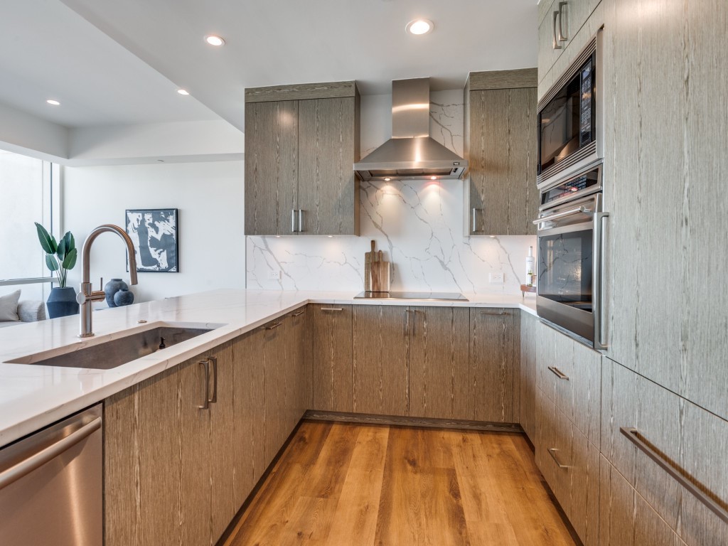 3111 Welborn Street 1306