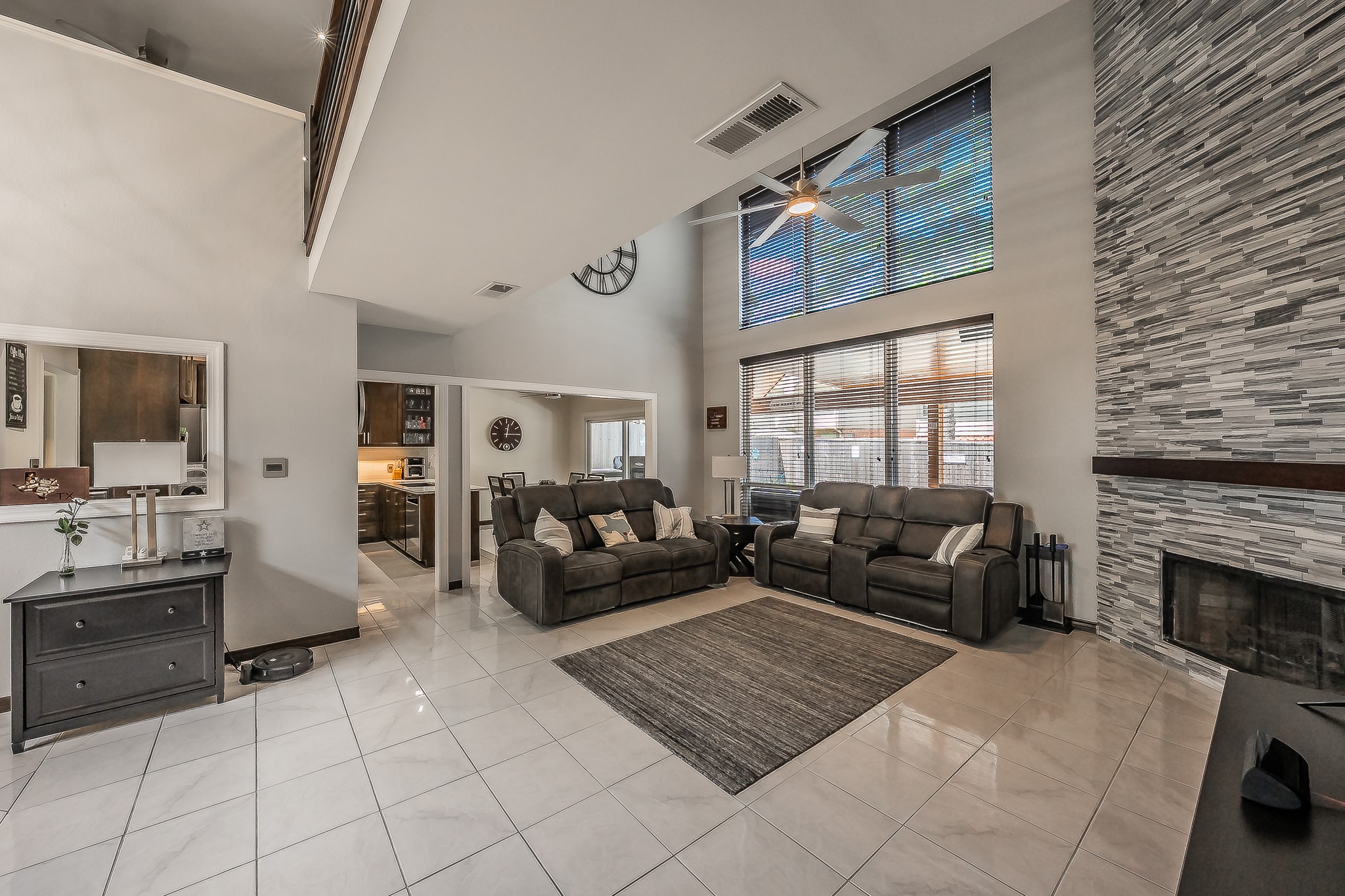 4356 Bradford Drive
