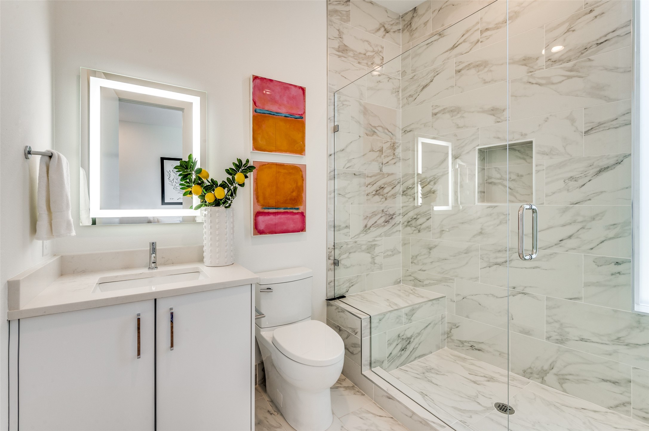 426 W 9th Street 105