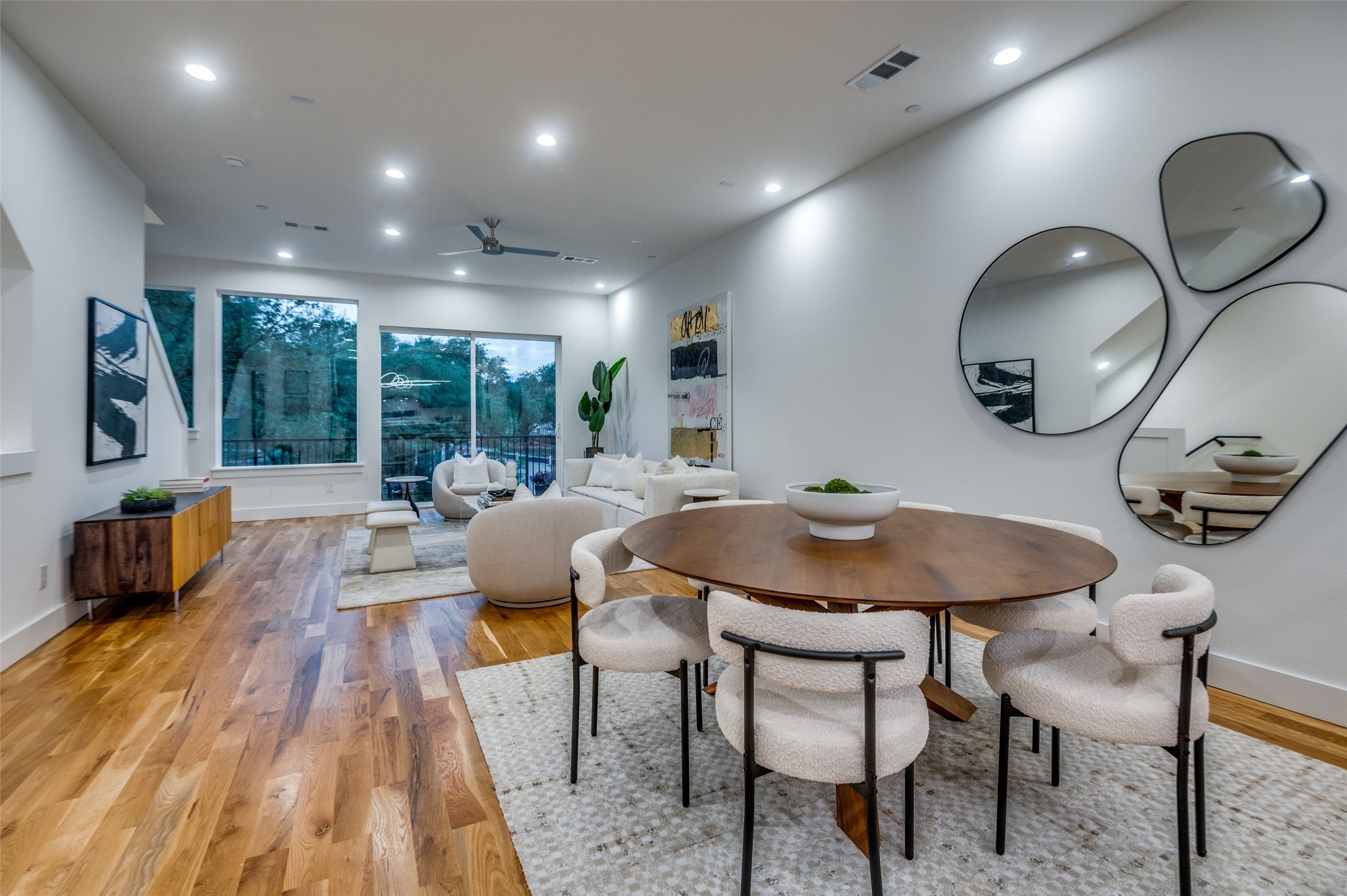 4125 N Reserve Lane