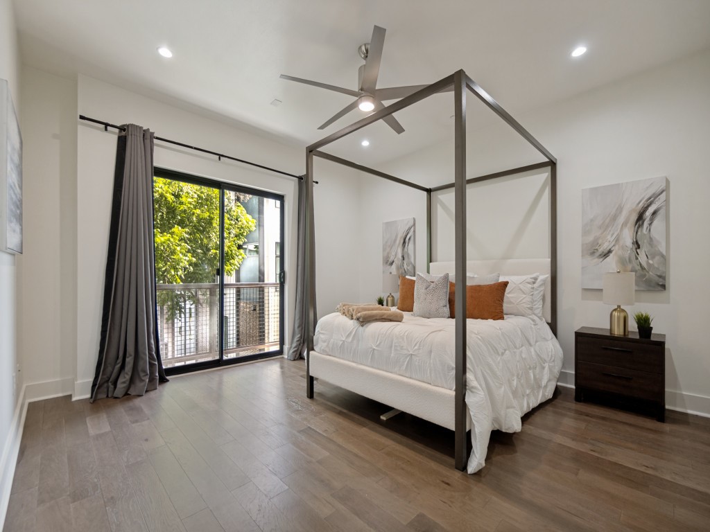 429 W 9th Street 204
