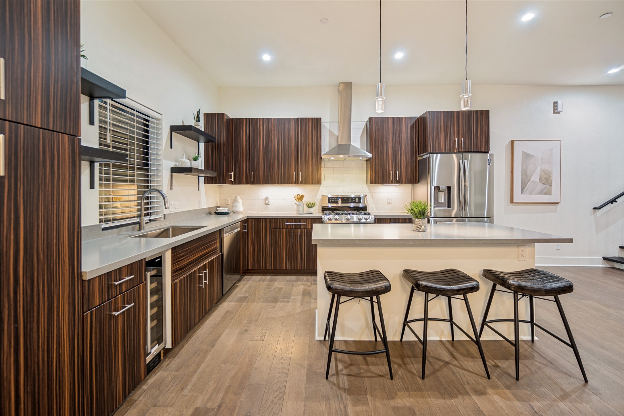 429 W 9th Street 204
