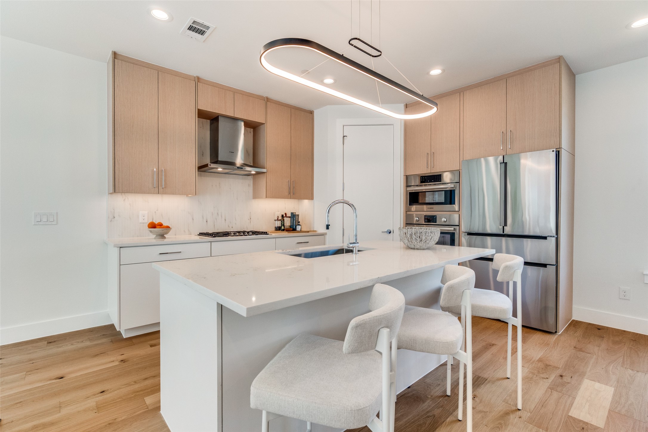 3940 Spring Valley Road 2