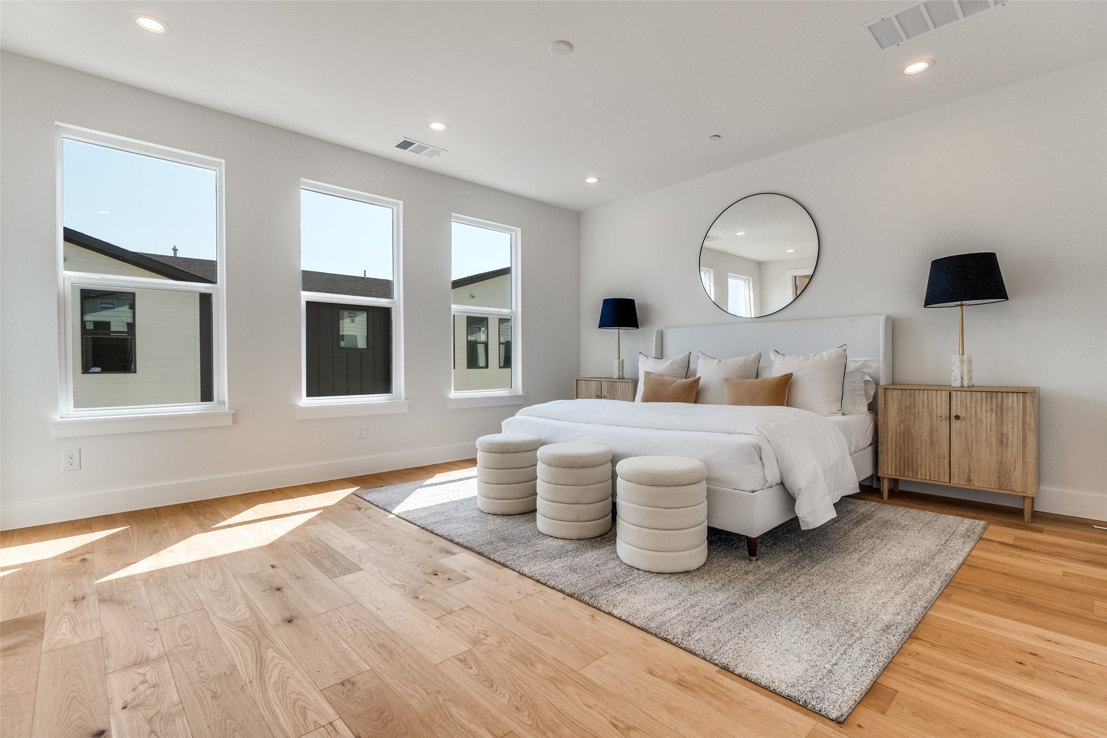 3940 Spring Valley Road 2