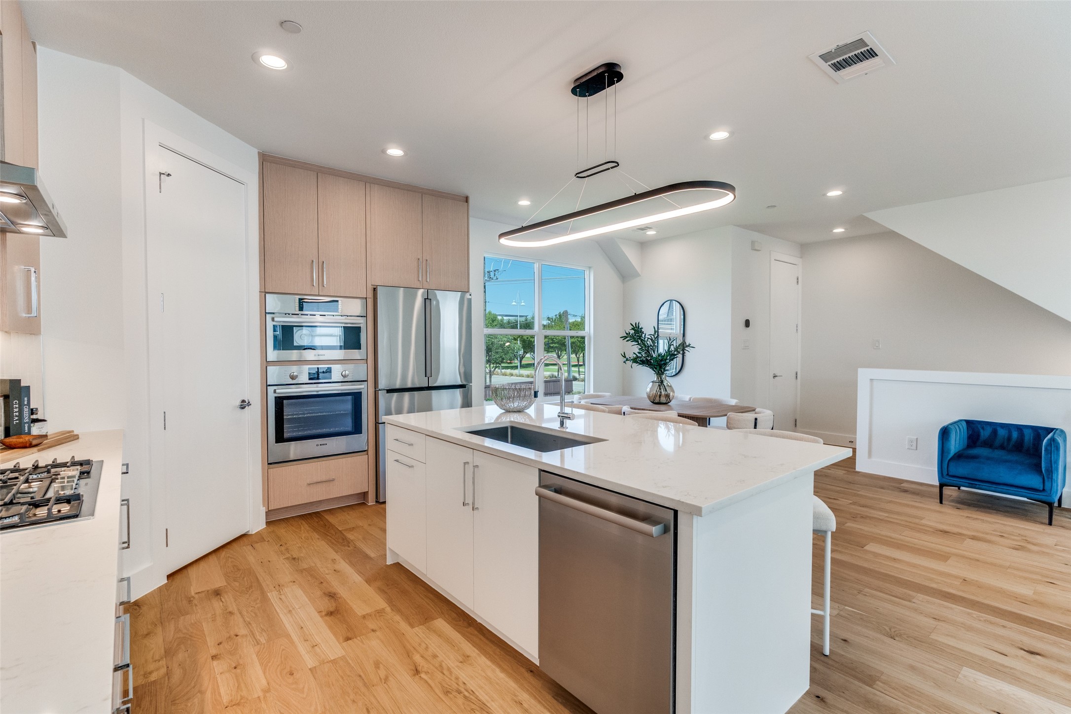 3940 Spring Valley Road 2