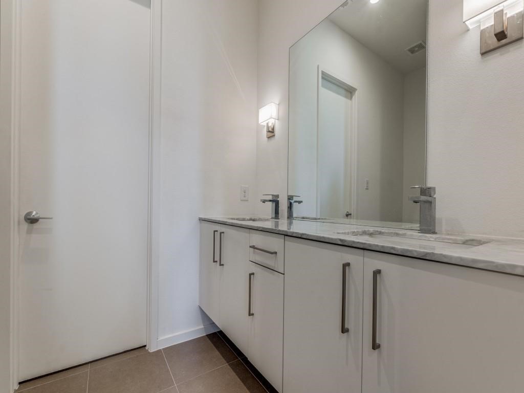 1514 N Washington 105