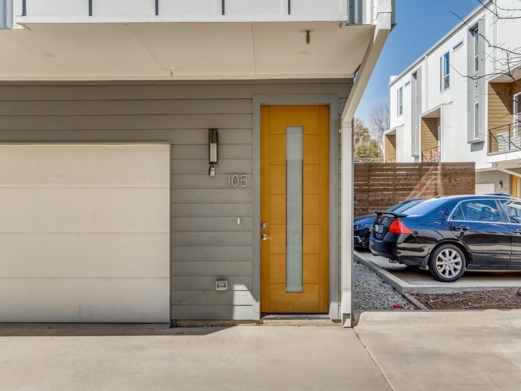 1514 N Washington 105