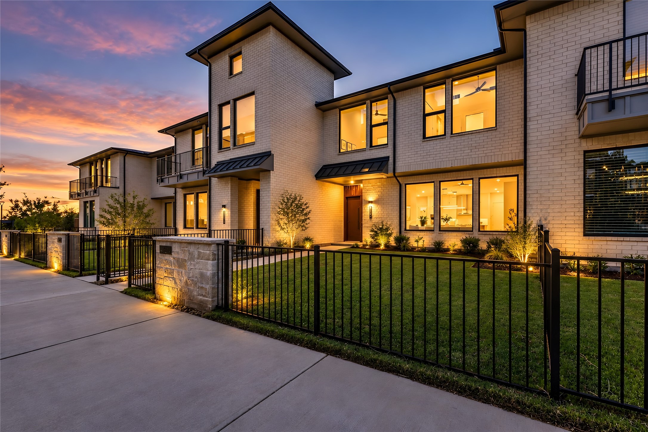 4254 Stratus Way