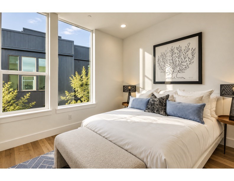 426 W 9th Street 105