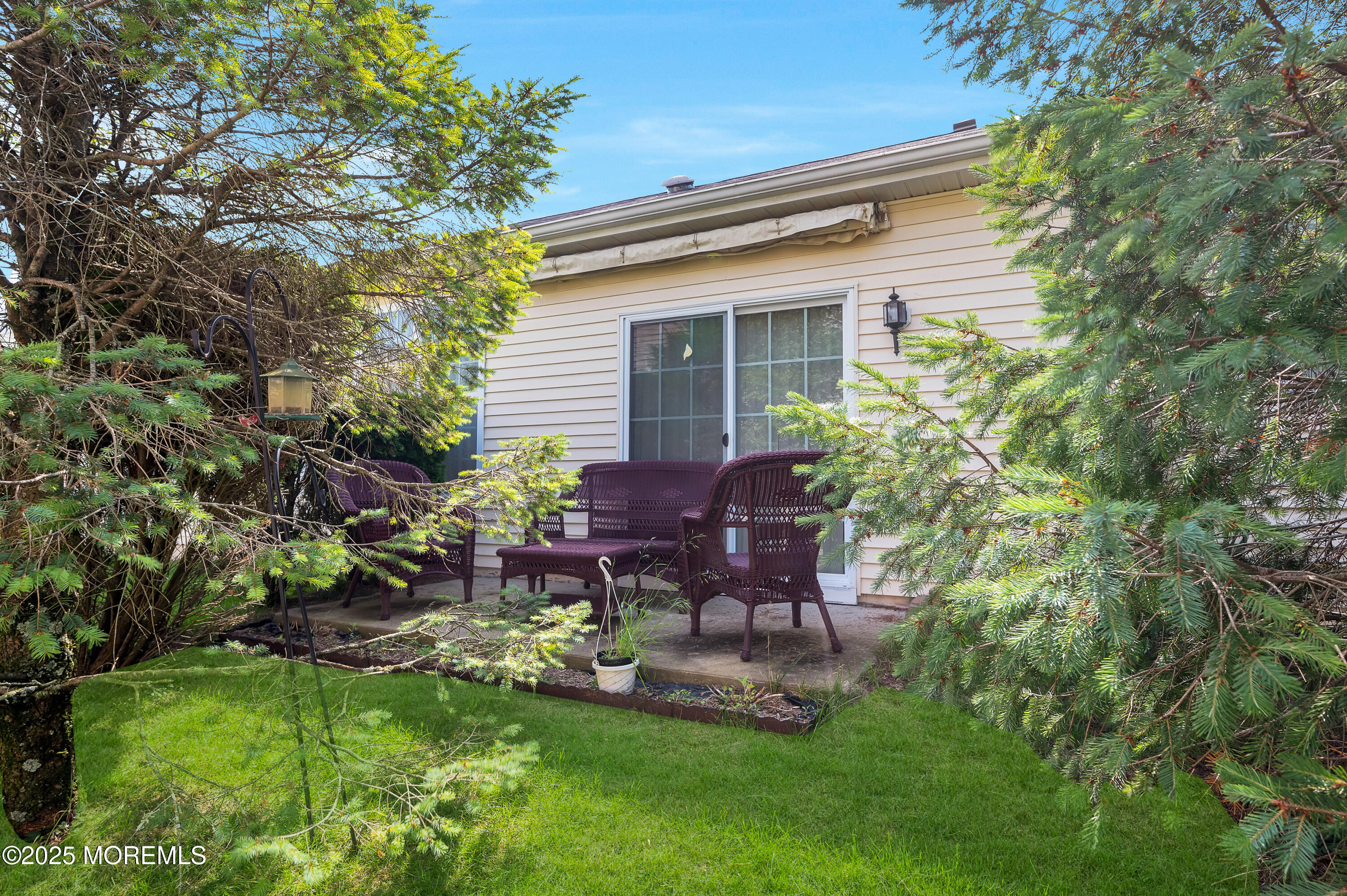 52 Country Walk Boulevard