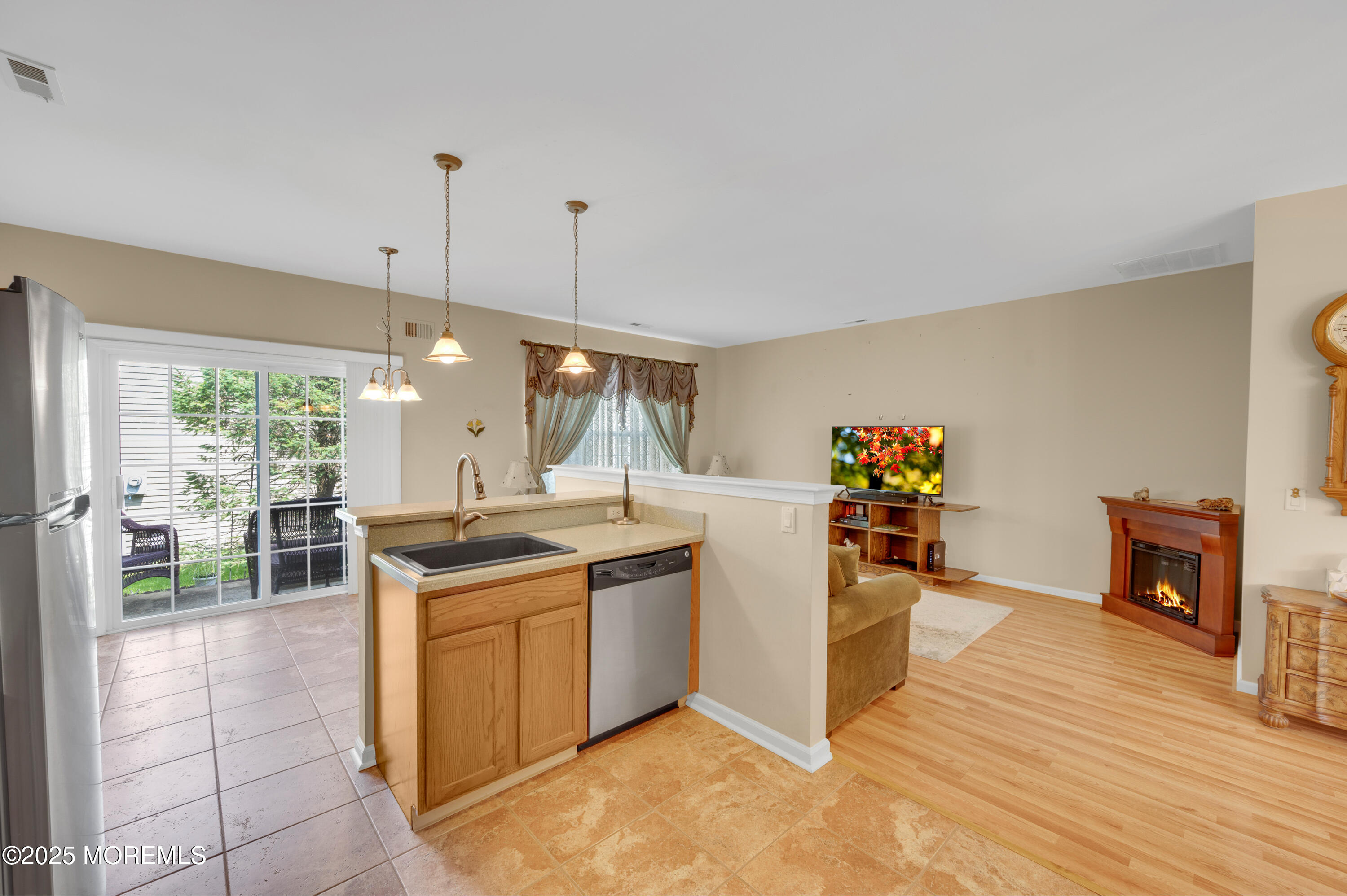 52 Country Walk Boulevard