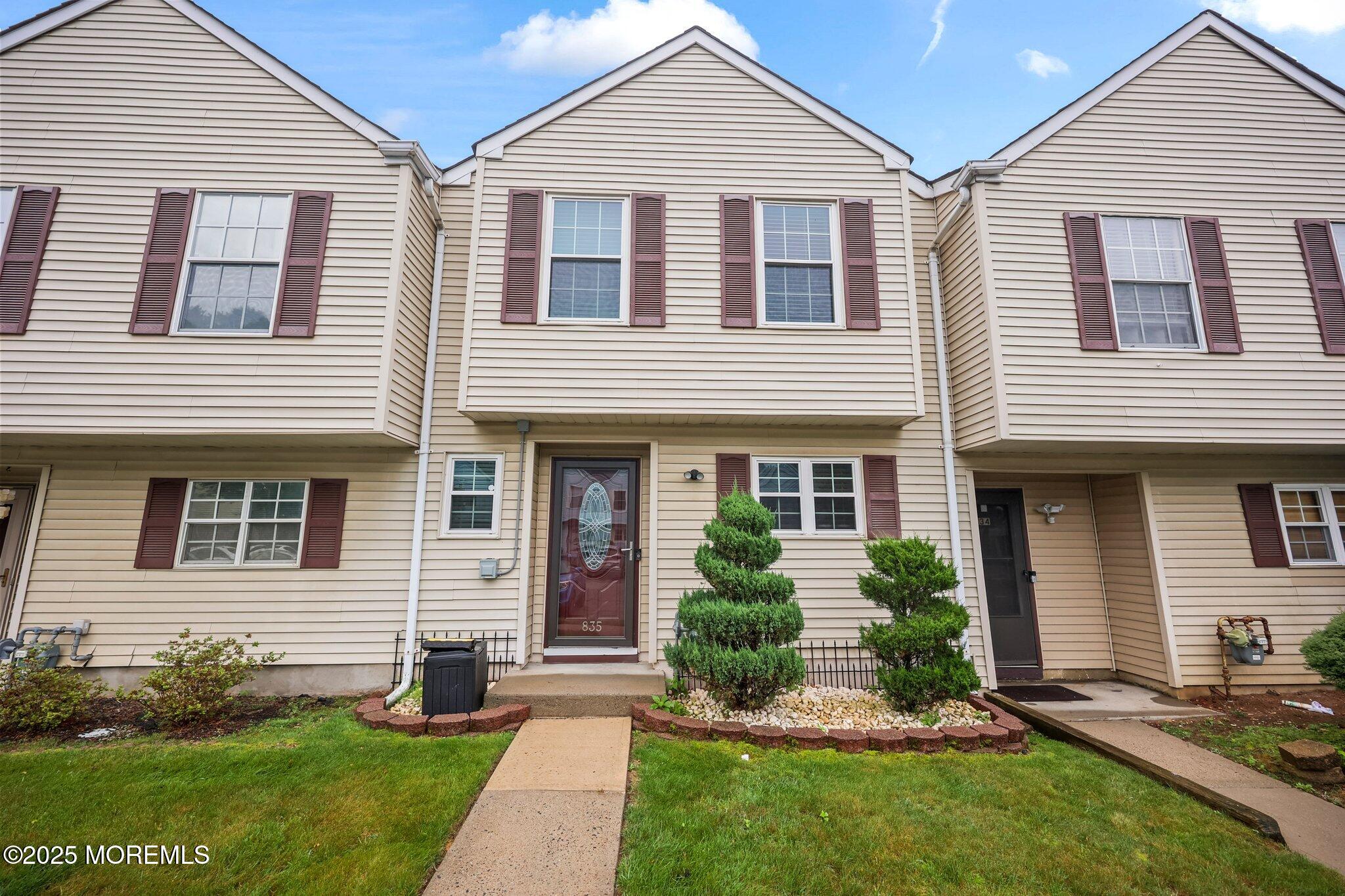 835 Darlington Drive