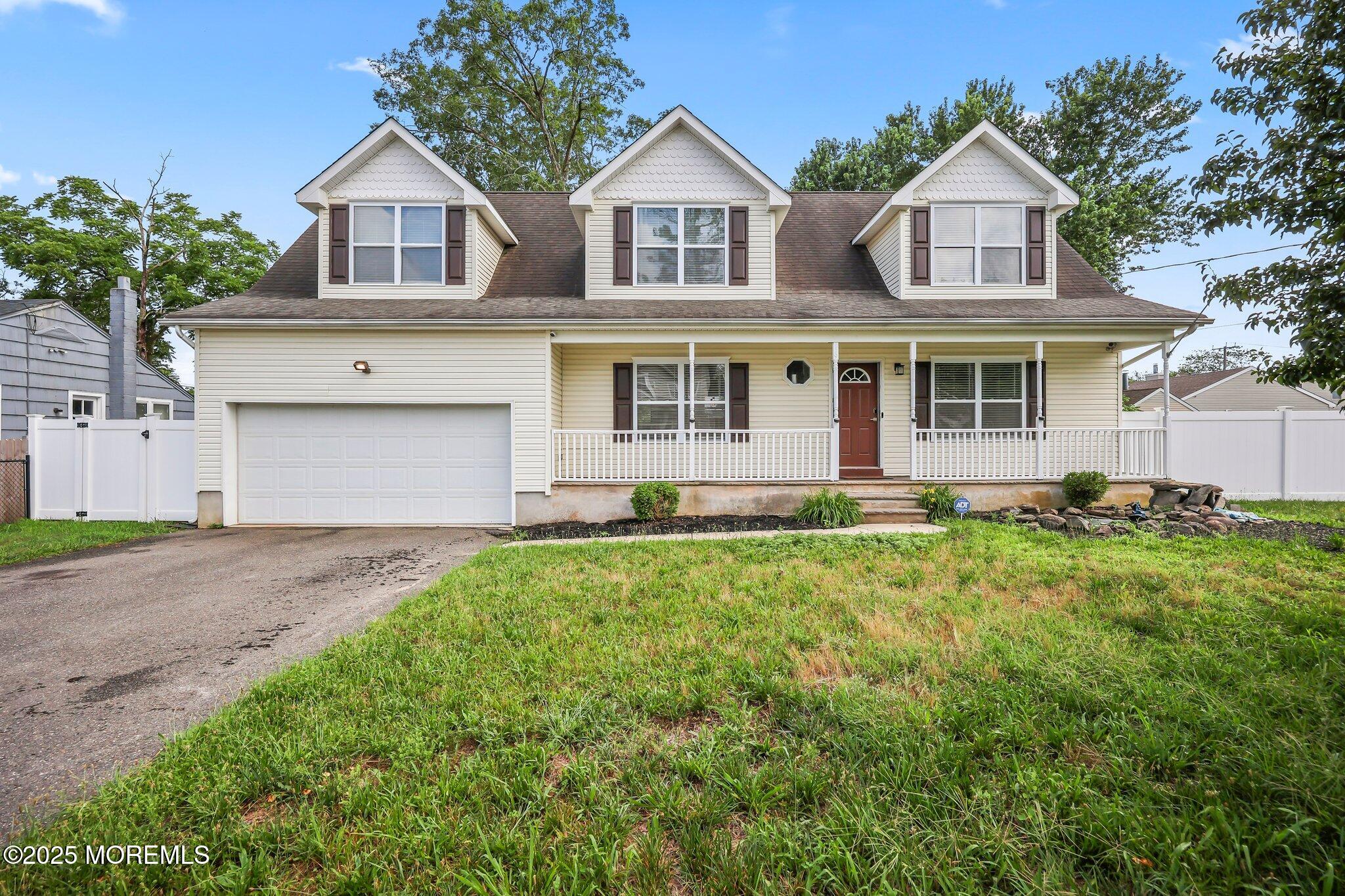 18 4th Avenue